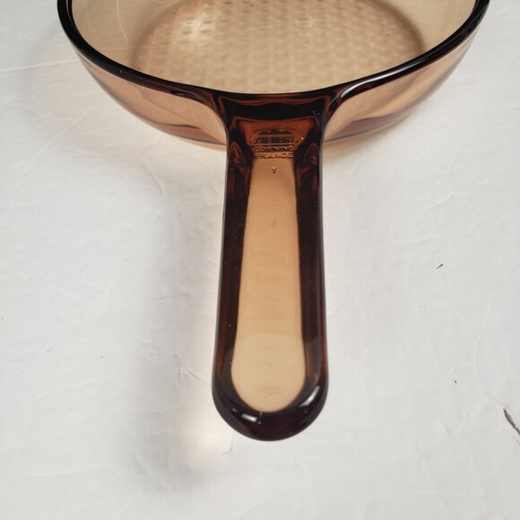 Visions Corning 7" Amber Glass Frying Pan Oven Stove Pyrex Vintage Cook Bake - Picture 10 of 13